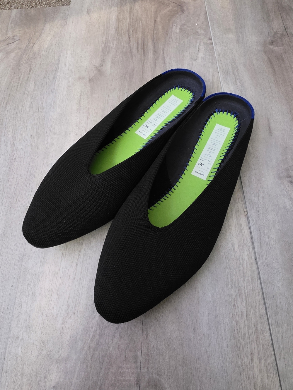 Rothy's Almond Demi Mules Size 7 *Missing Inserts*
